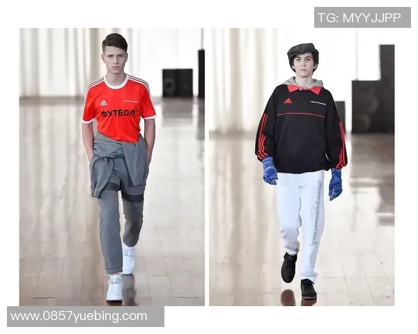 足球明星图案体恤引领时尚潮流展现运动魅力与个性风格 足球明星图案体恤引领时尚潮流展现运动魅力与个性风格