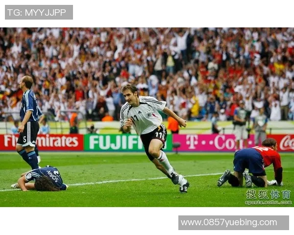 成都网球队的世界杯征程与奋斗故事全景回顾