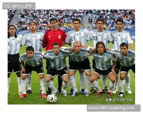 痴迷足球明星盘点那些让球迷疯狂追随的传奇人物与他们的故事 痴迷足球明星盘点那些让球迷疯狂追随的传奇人物与他们的故事